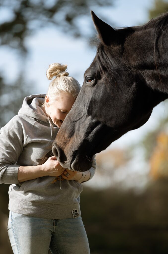 Freundschaft mit Pferd